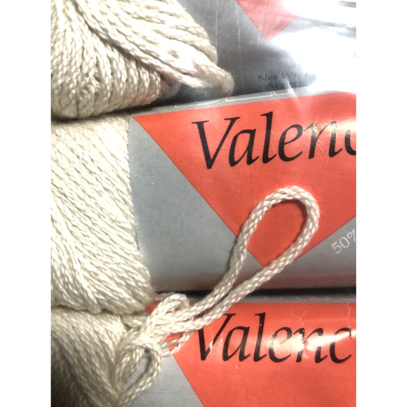 Bernat Valencia Yarn 50/50 Acrylic Cotton 12 Skeins Size 6 Natural New In Bag - Picture 3 of 4